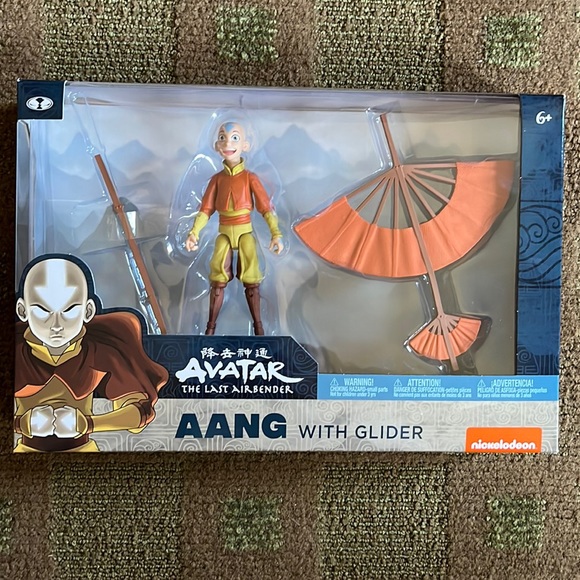 Nickelodeon Other - Nickelodeon Avatar The Last Airbender Aang with Glider Toy Collectible